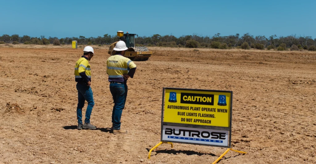 plant-equipment-digger-excavation-earth-levelling-buttrose-earthmovers-australia_01 (3)